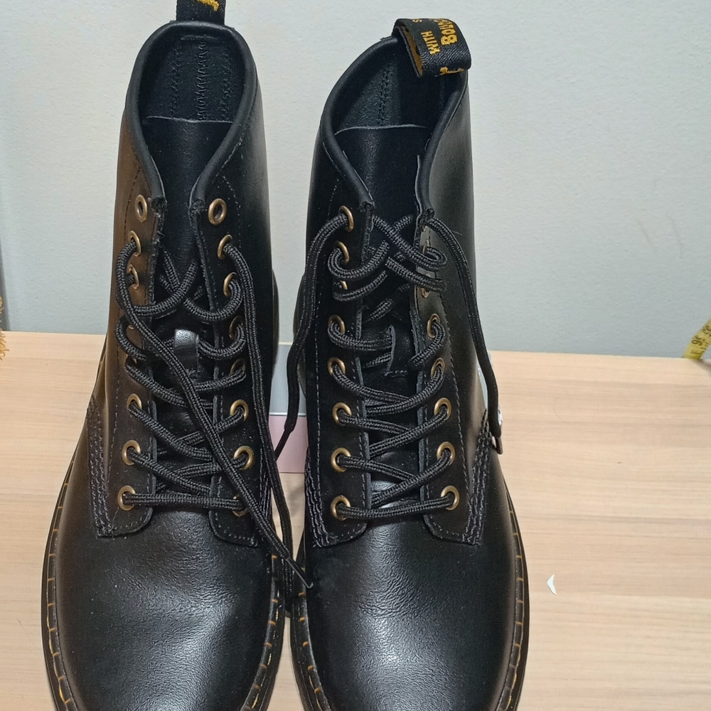 Dr Martens Zavala Combat Boots